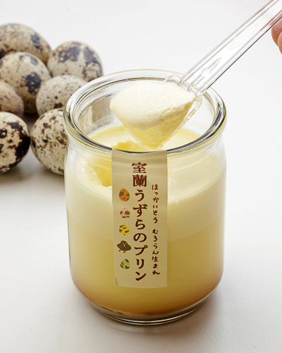 Although a dessert, "Muroron Uzura No Purin" is packed with nutrition. 90 g serving, 430 yen